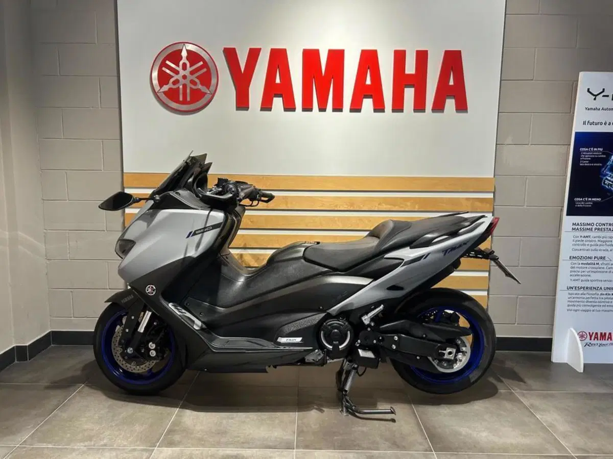 Yamaha T-Max 560 (2020 - 21) (2)