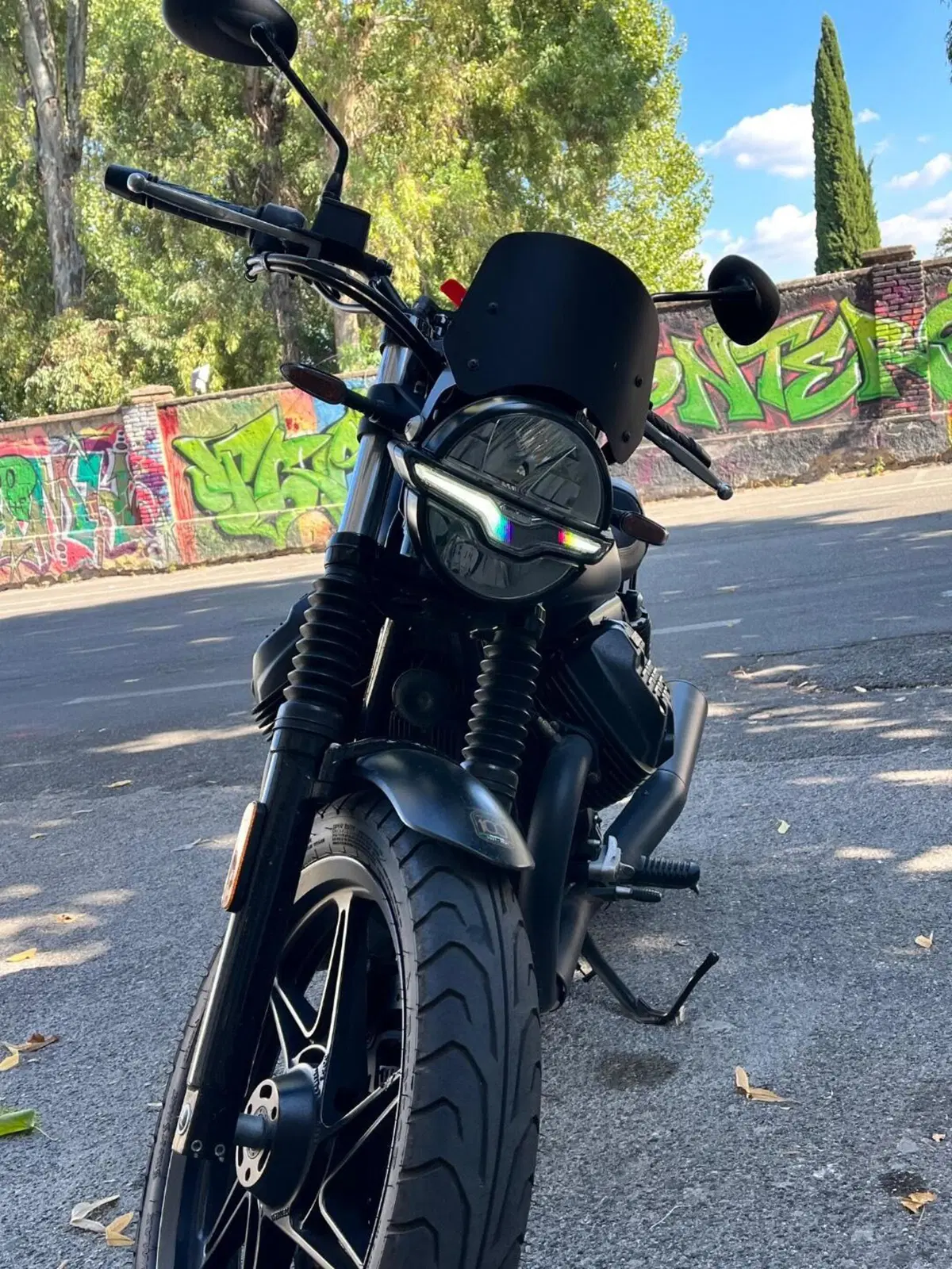 Moto Guzzi V7 Stone (2021 - 24)