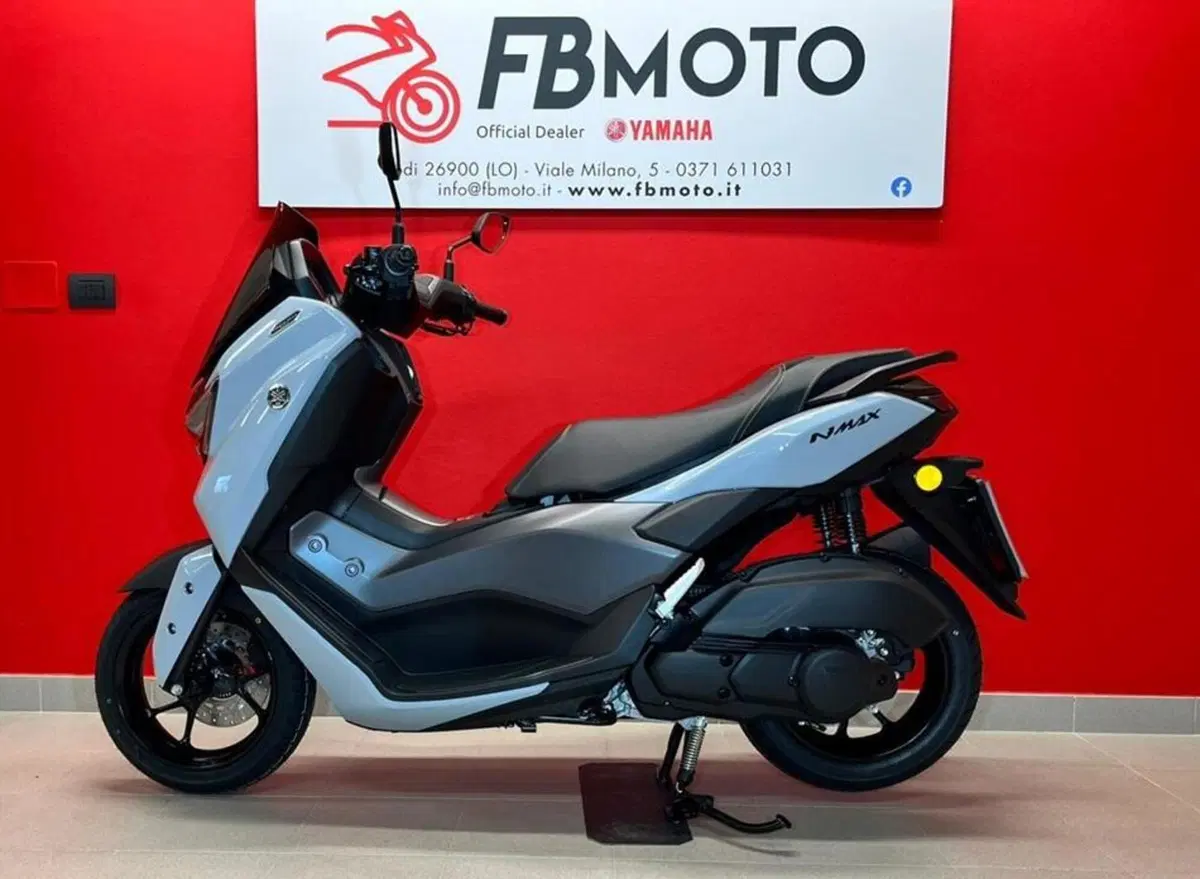 Yamaha N-Max 125 Tech Max (2025 - 26) (2)