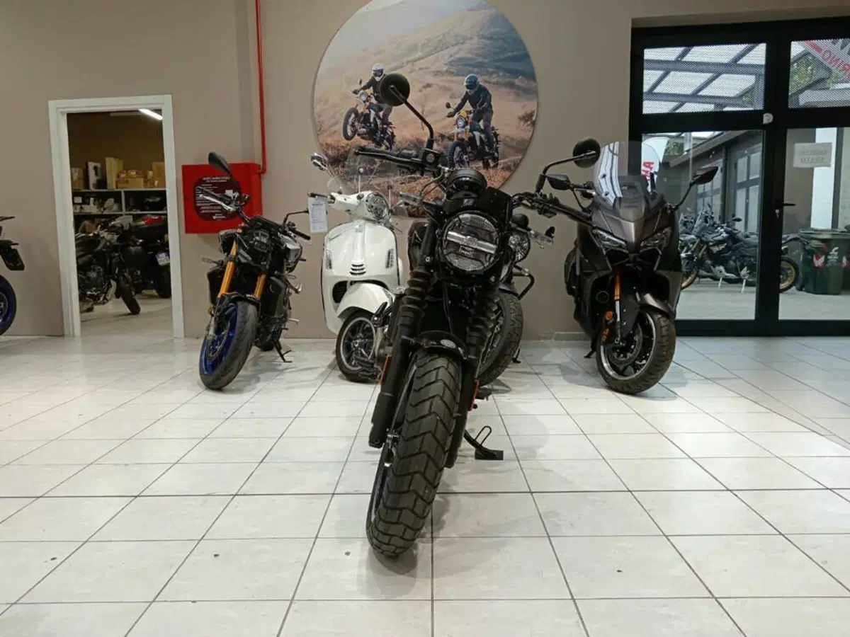 Royal Enfield Guerrilla 450 (2024 - 26) (2)