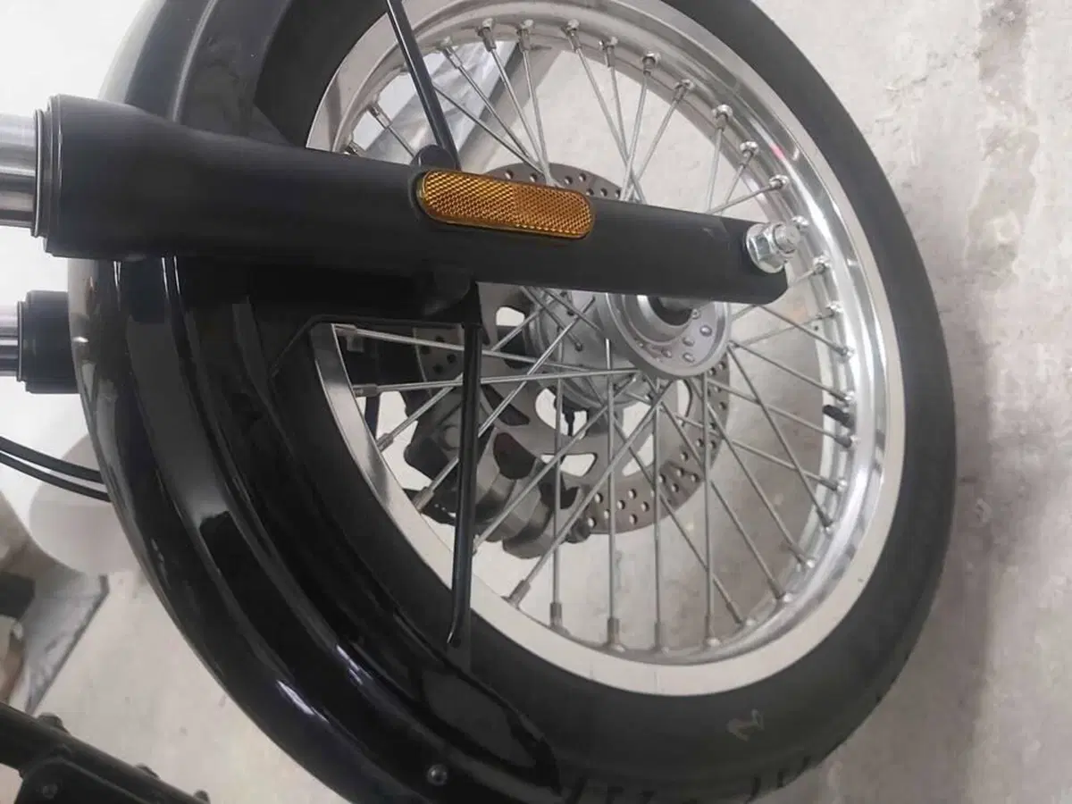Benelli Imperiale 400 (2021 - 25) (4)
