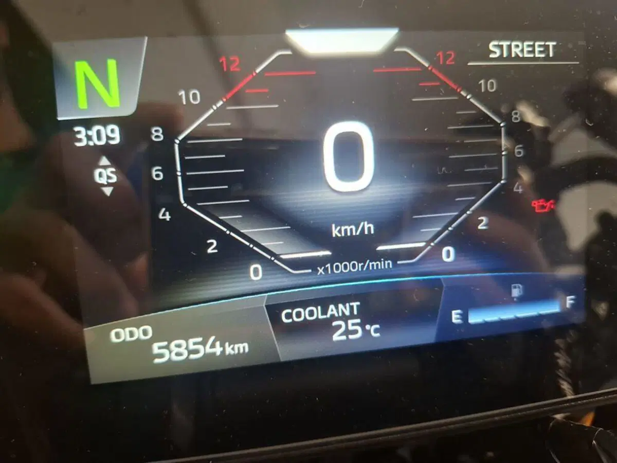 Yamaha MT-09 SP (2024 - 26) (7)