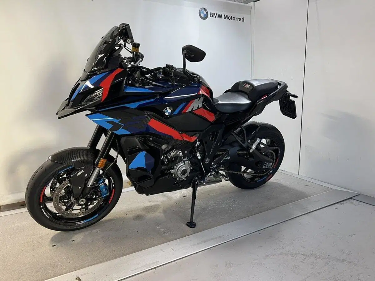 Bmw M 1000 XR (2024 - 27) (2)