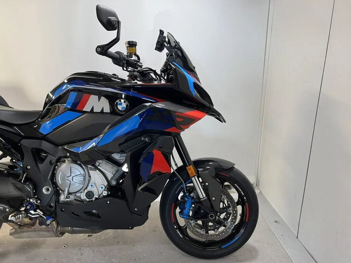 Bmw M 1000 XR (2024 - 27) (11)