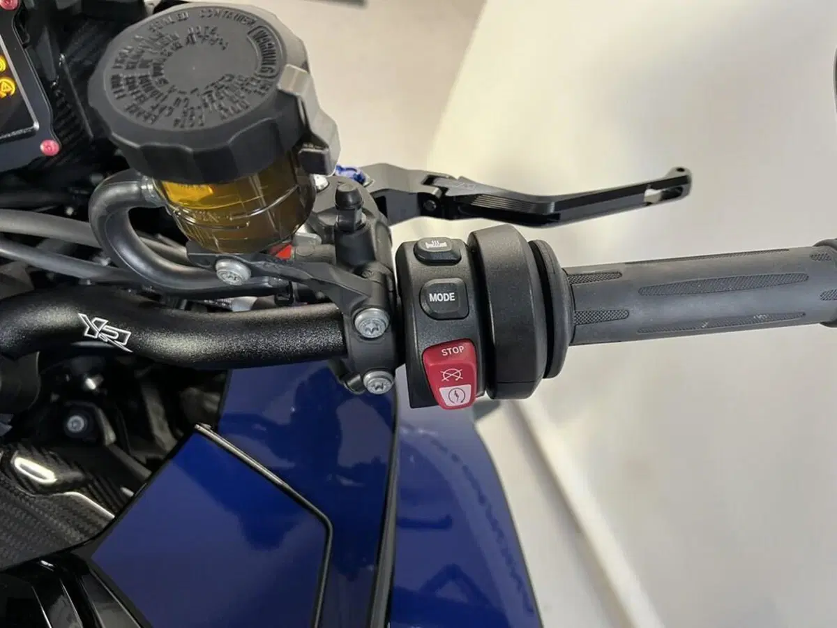 Bmw M 1000 XR (2024 - 27) (9)