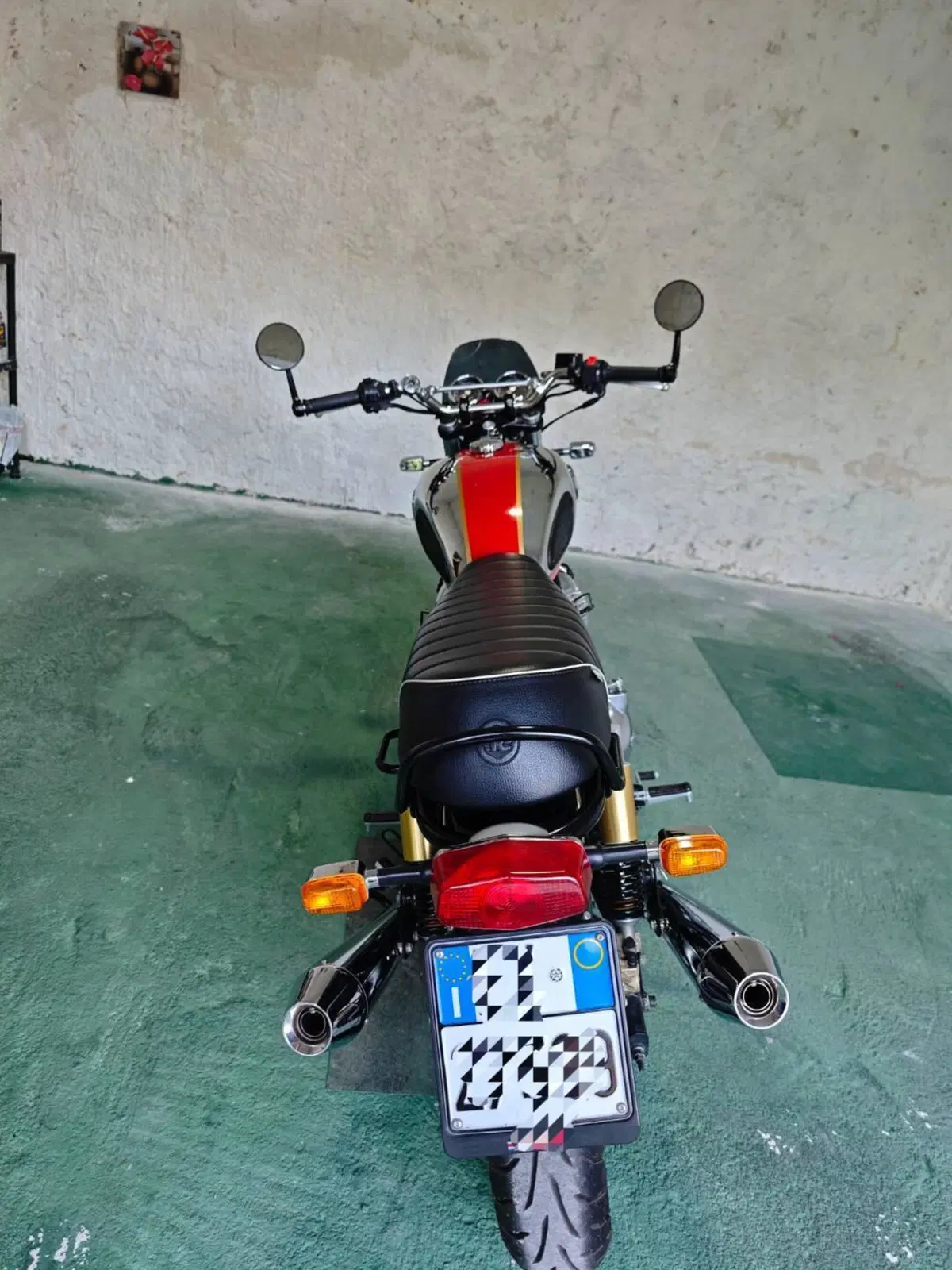 Royal Enfield Interceptor 650 (2021 - 26) (3)