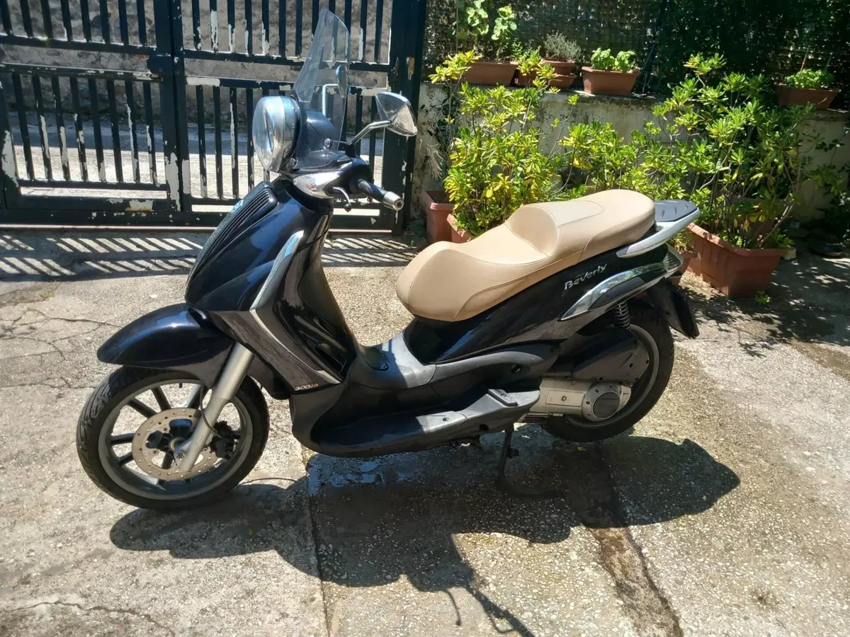 Piaggio Beverly 300 S i.e. (2015 - 16) (6)
