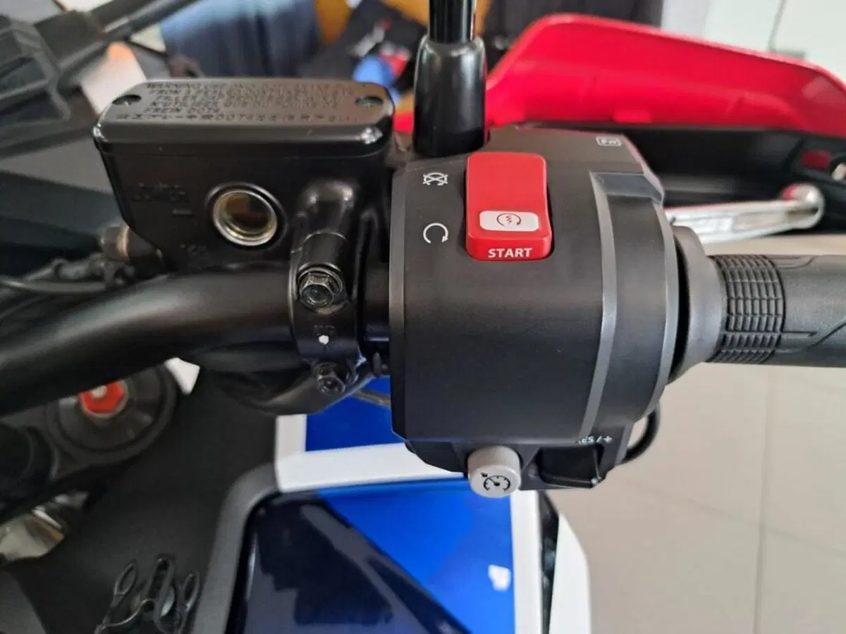 Honda Africa Twin CRF 1100L Travel Edition (2022 - 23) (14)