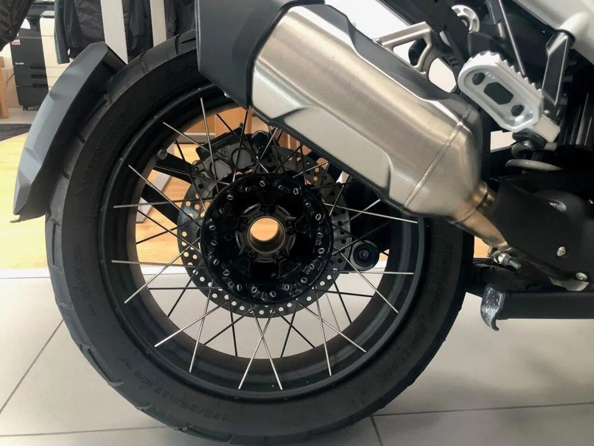 Bmw R 1300 GS (2023 - 26) (6)