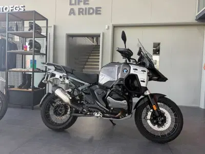 Bmw R 1300 GS Adventure Triple Black (2025 - 26) usata
