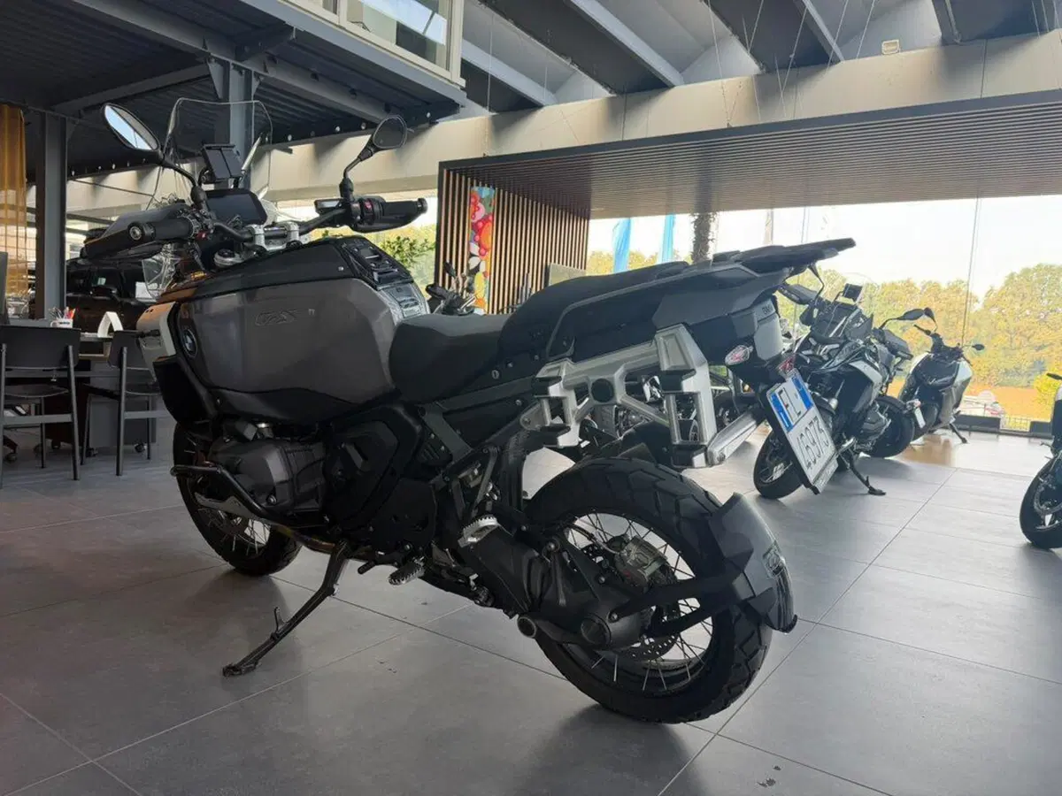 Bmw R 1300 GS Adventure Triple Black (2025 - 26) (5)