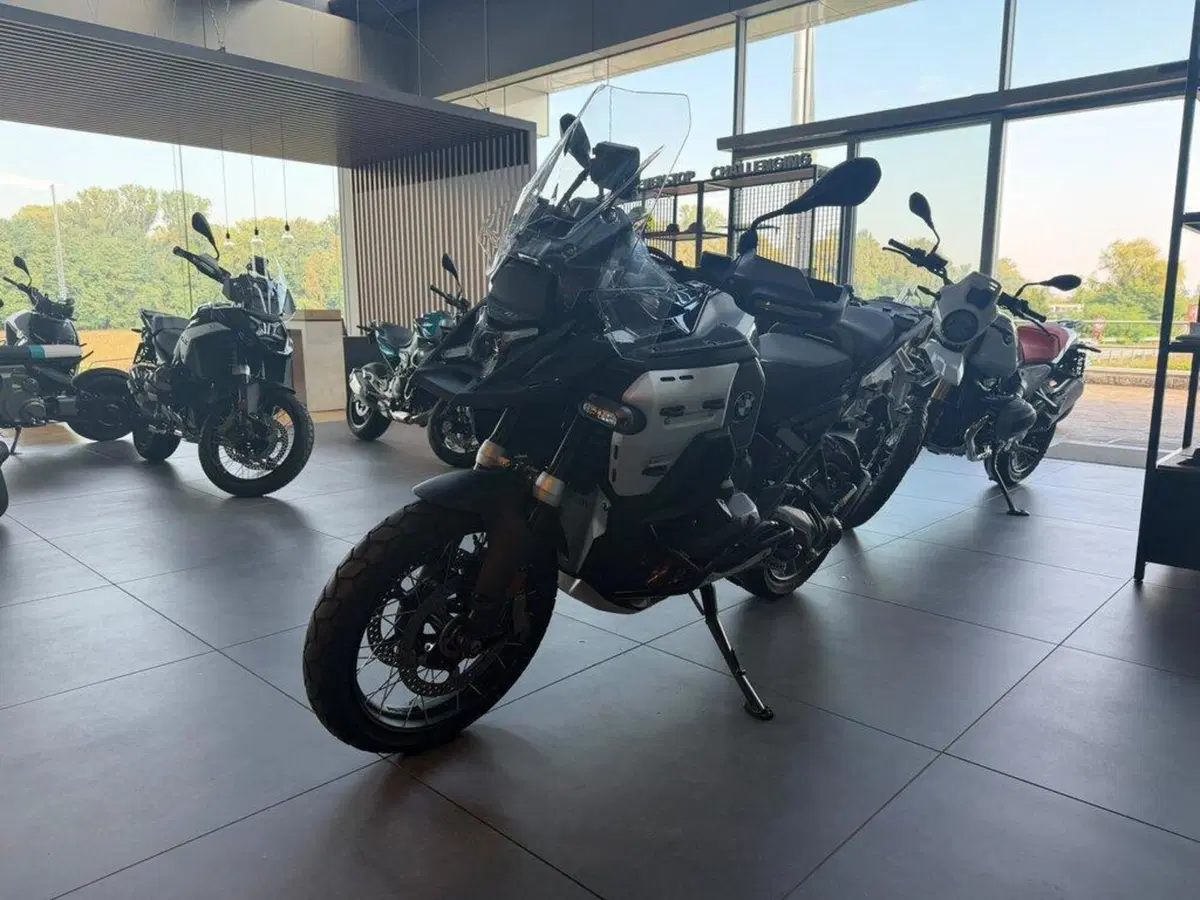 Bmw R 1300 GS Adventure Triple Black (2025 - 26) (4)