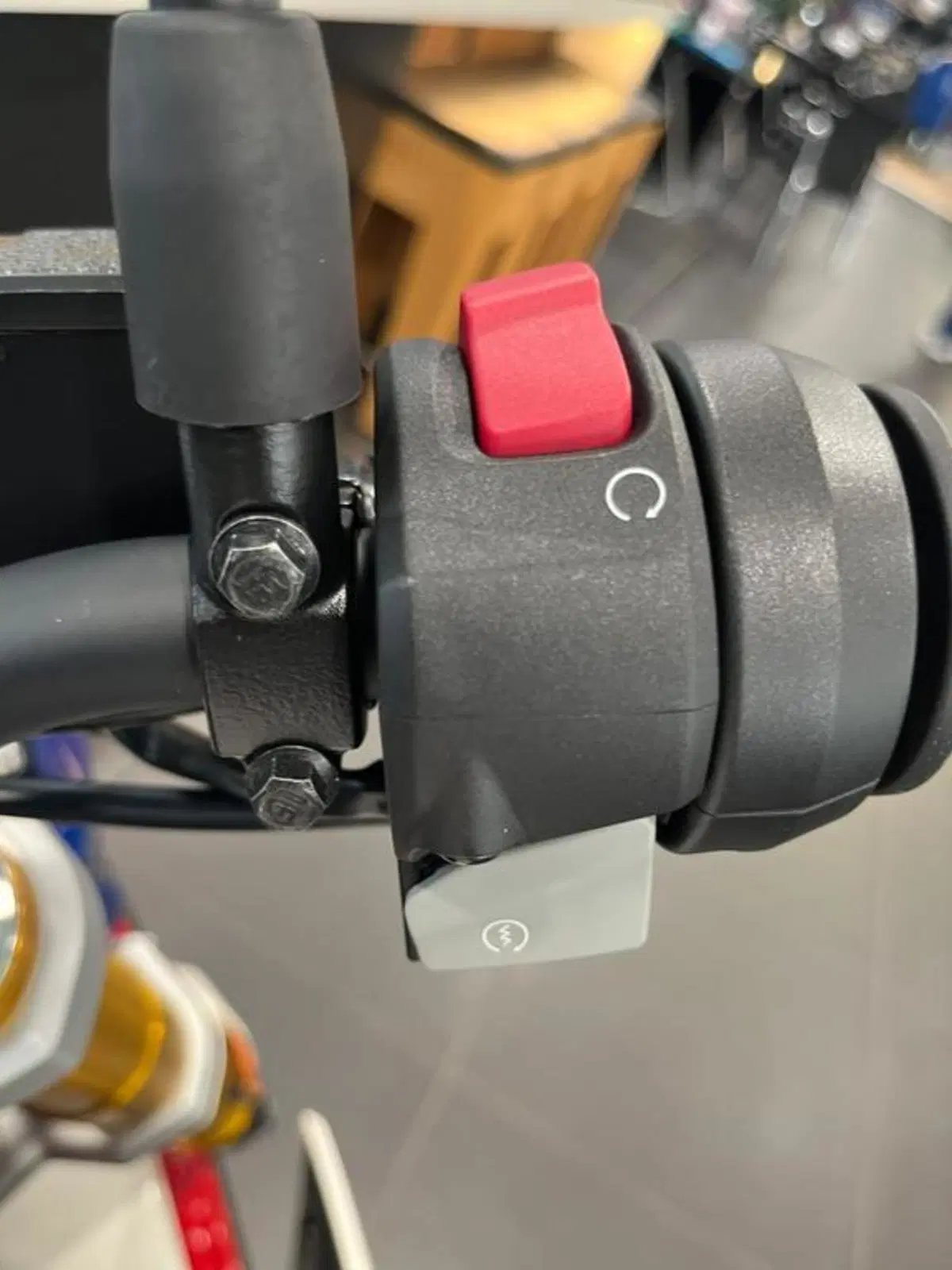 Bmw G 310 R (2021 - 25) (6)