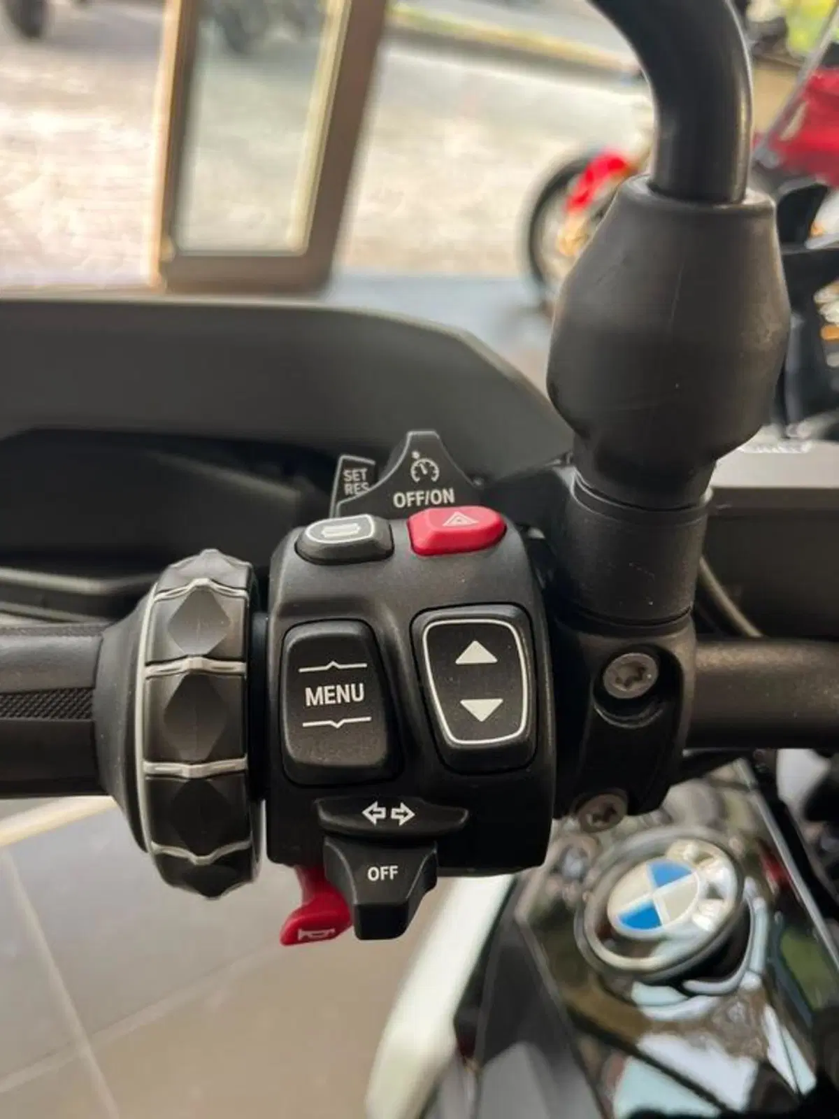 Bmw R 1300 GS (2023 - 26) (6)