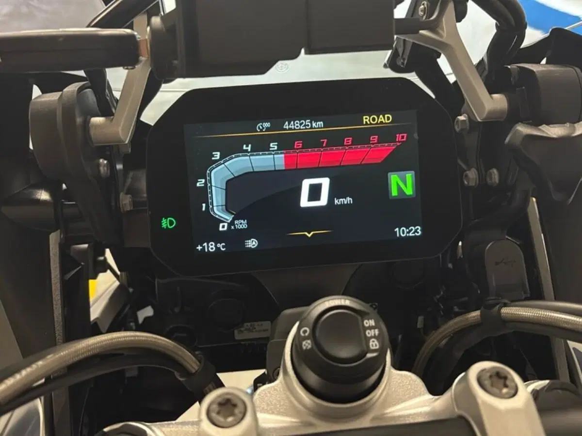 Bmw R 1250 GS Adventure (2021 - 24) (11)