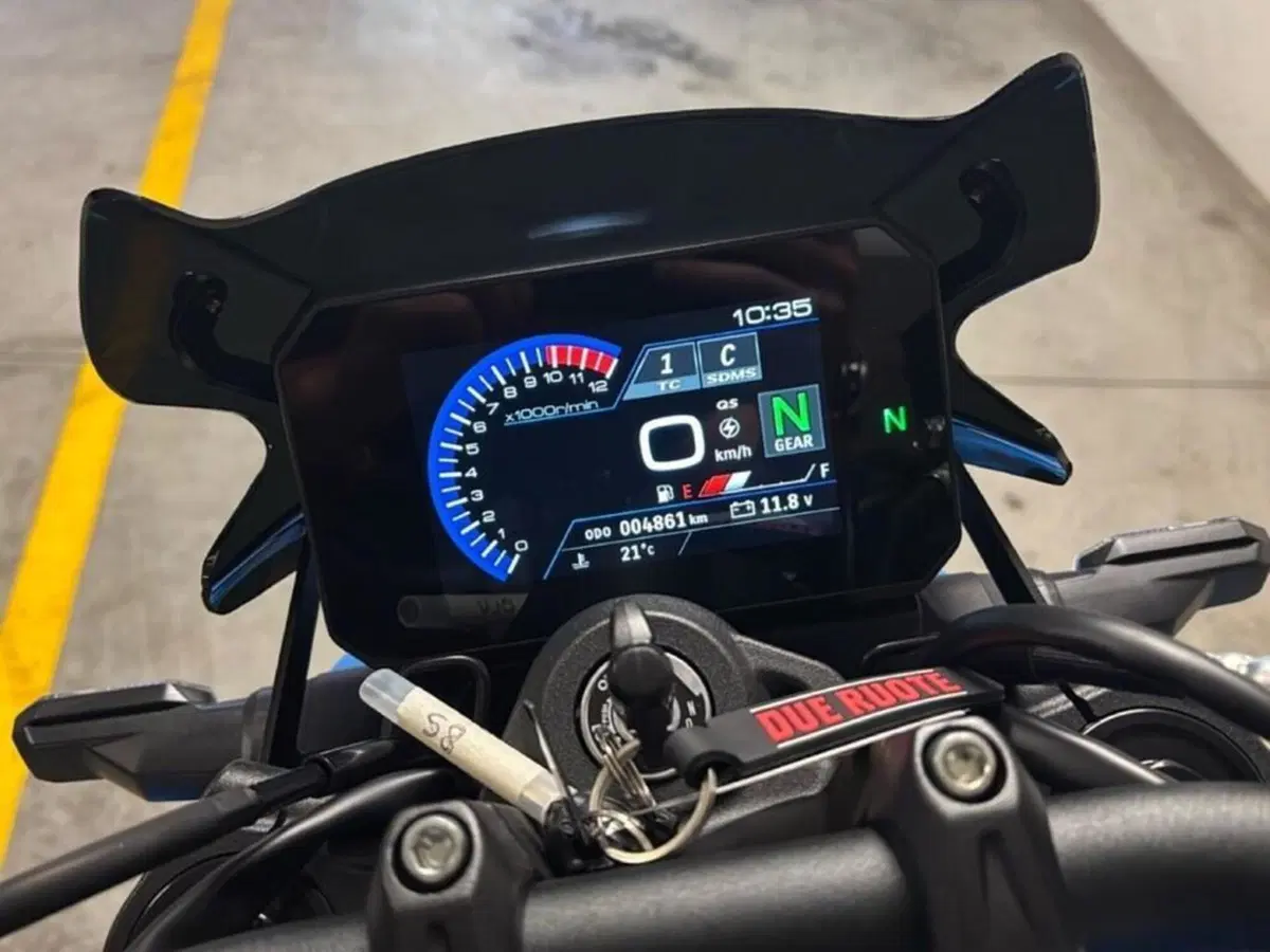 Suzuki GSX-8S (2023 - 24) (10)