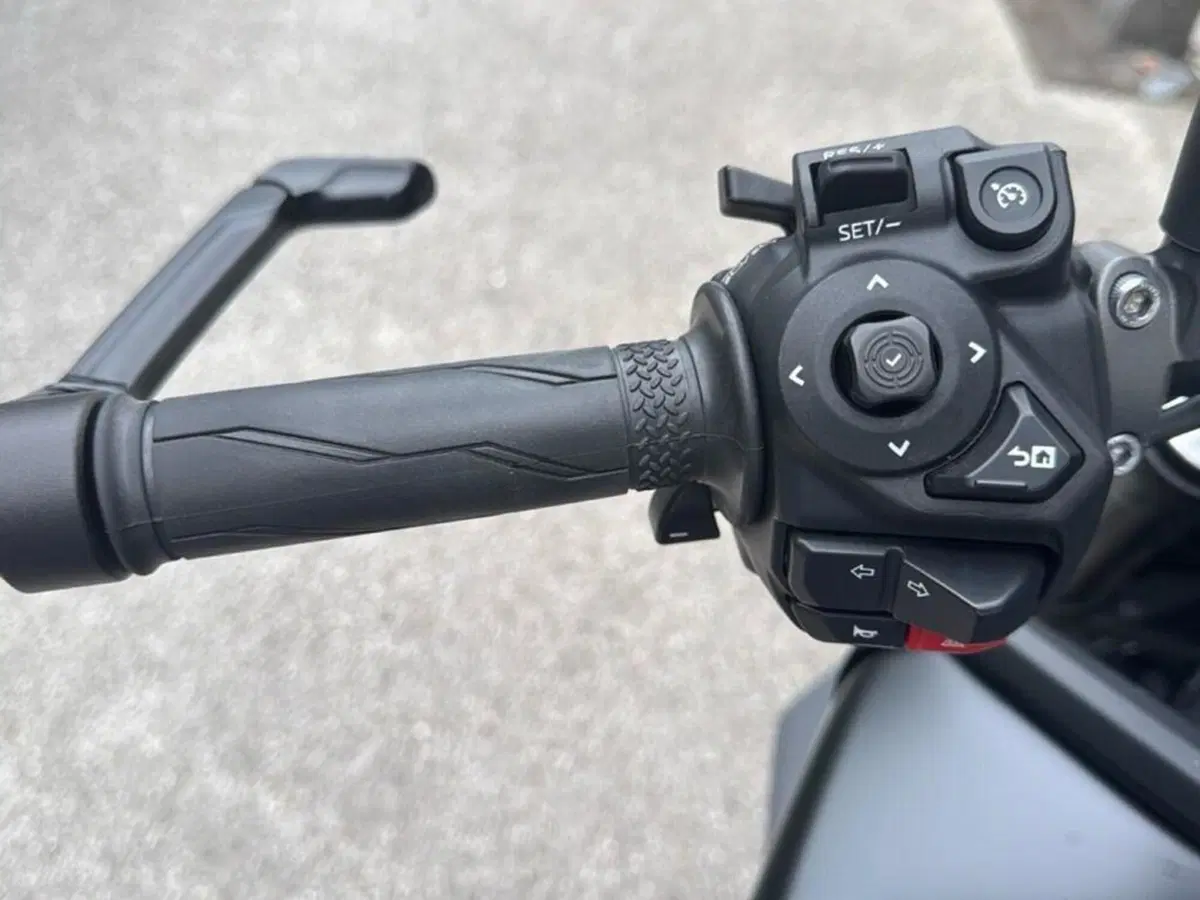 Yamaha MT-09 Y-AMT (2024 - 26) (9)
