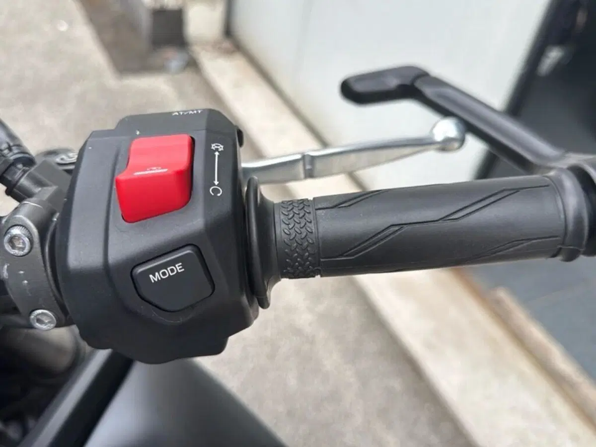Yamaha MT-09 Y-AMT (2024 - 26) (10)
