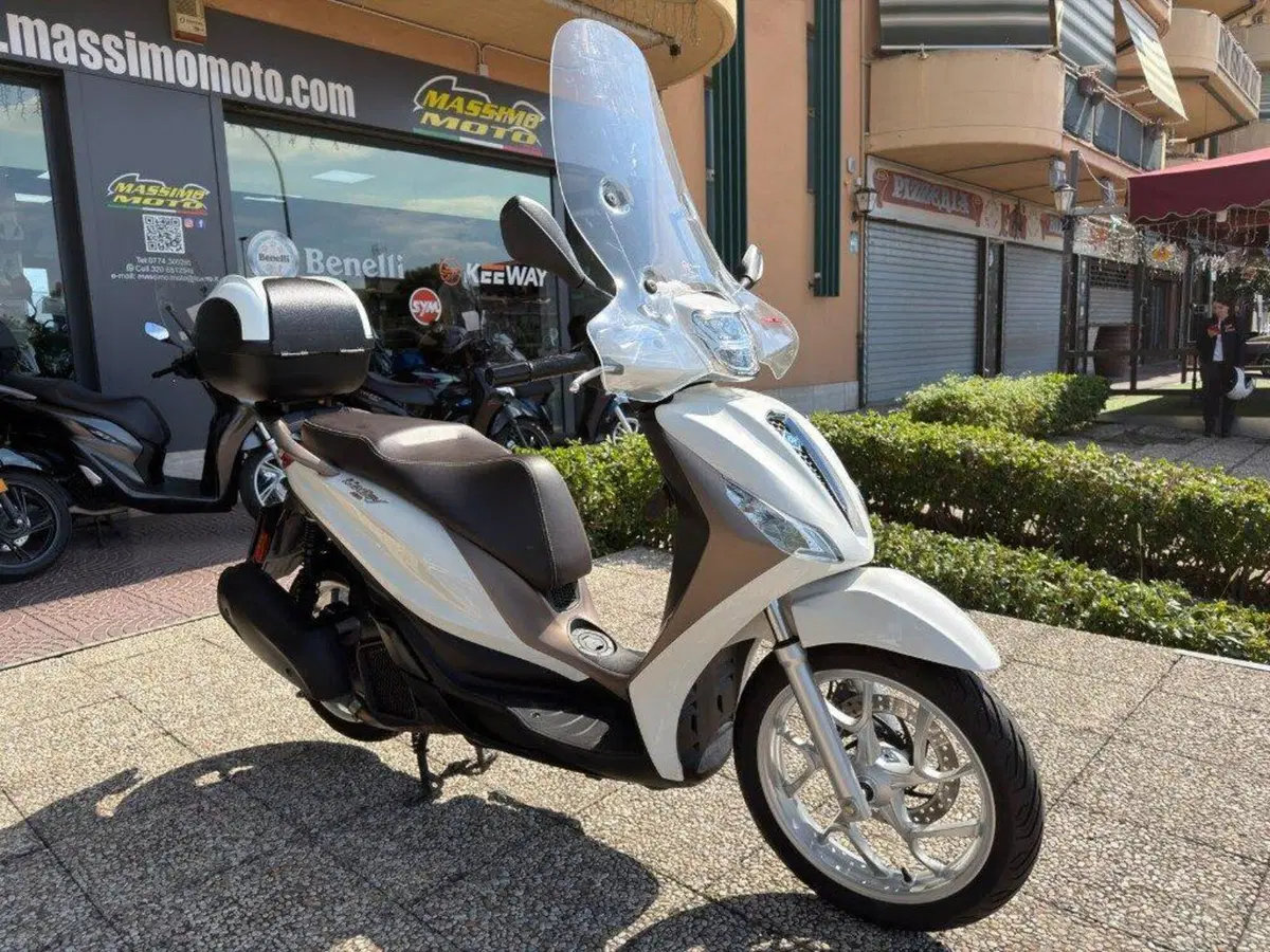 Piaggio Medley 150 S ABS (2021 - 25) (2)
