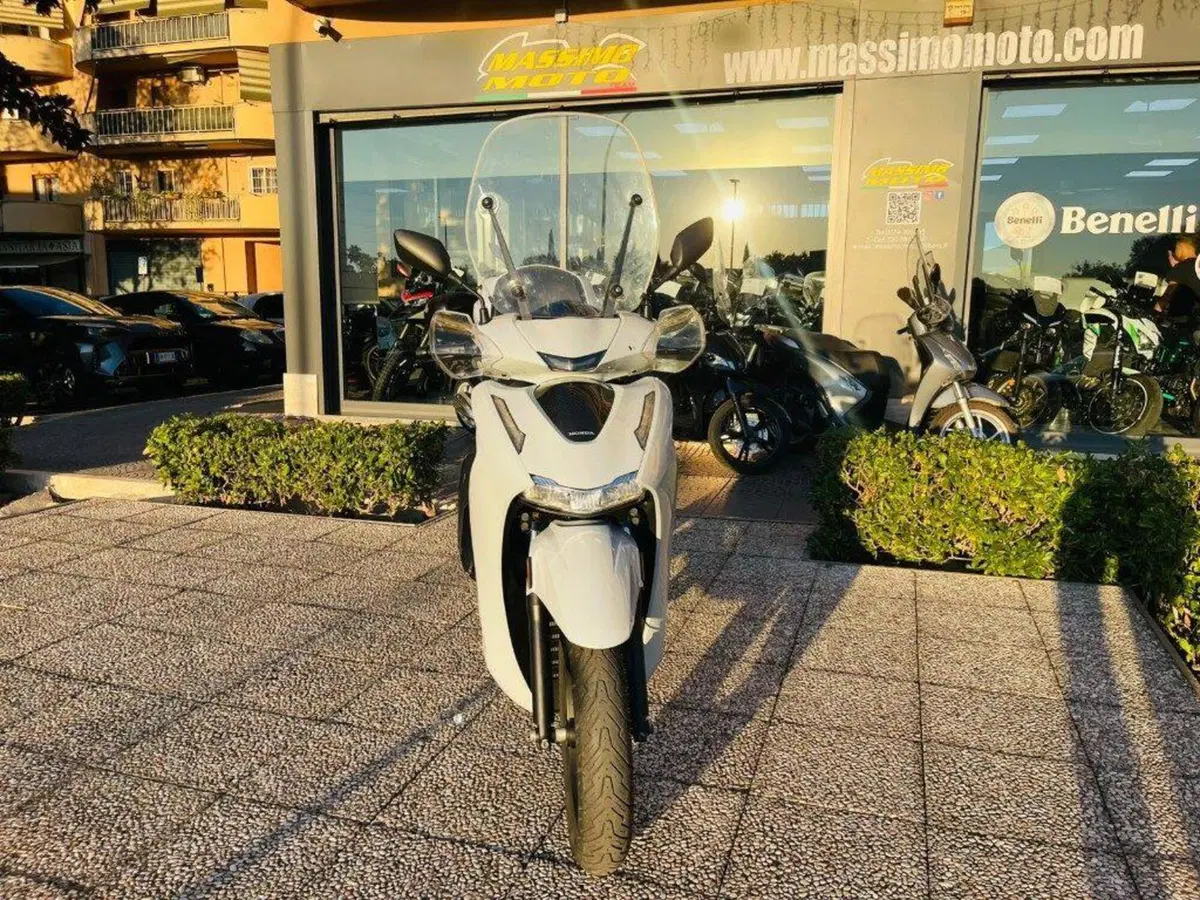 Honda SH 350i Sport (2025 - 26) (3)