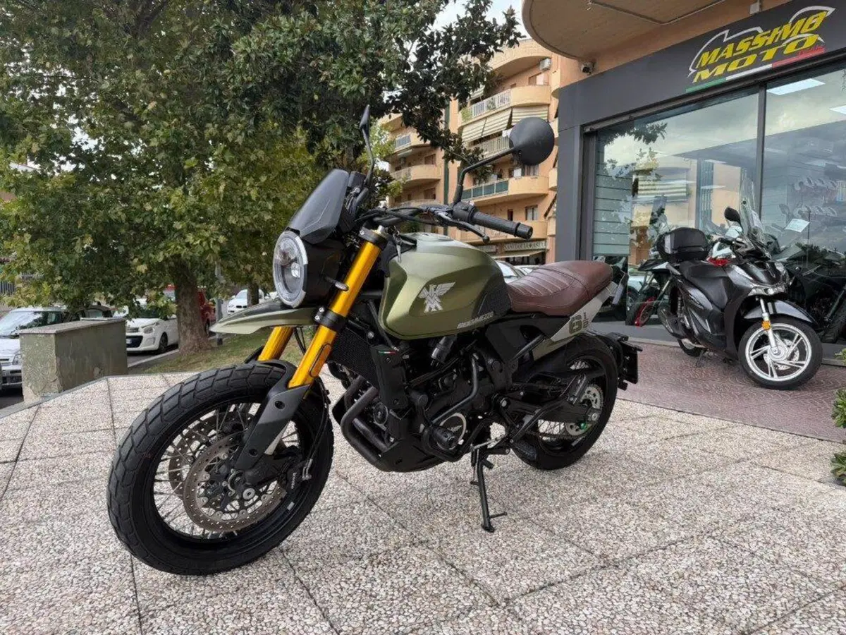 Moto Morini SEIEMMEZZO SCR (2022 - 26) (6)