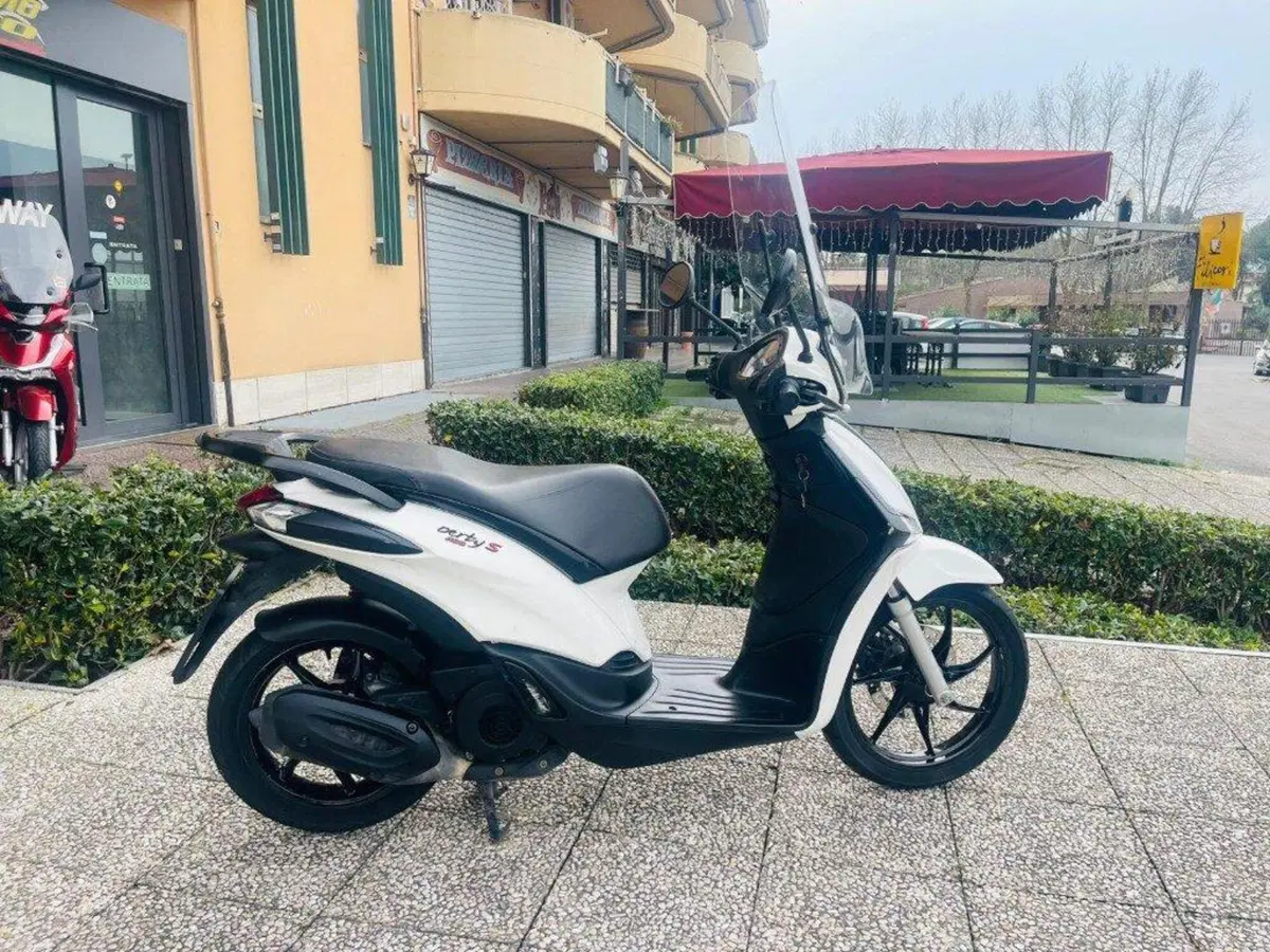 Piaggio Liberty 150 3V ABS (2021 - 24) (9)