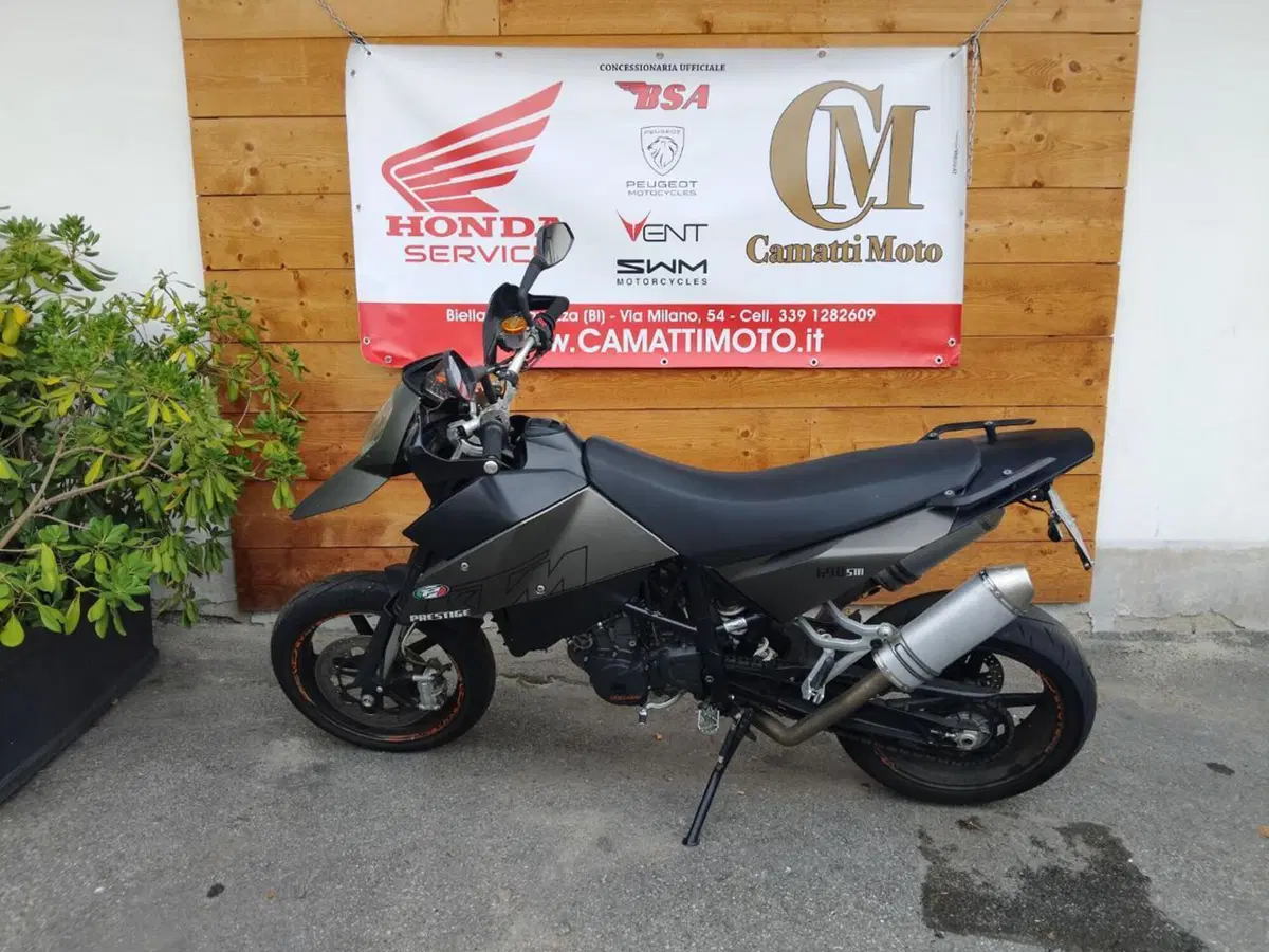 KTM 690 Supermoto (2007 - 12) (2)