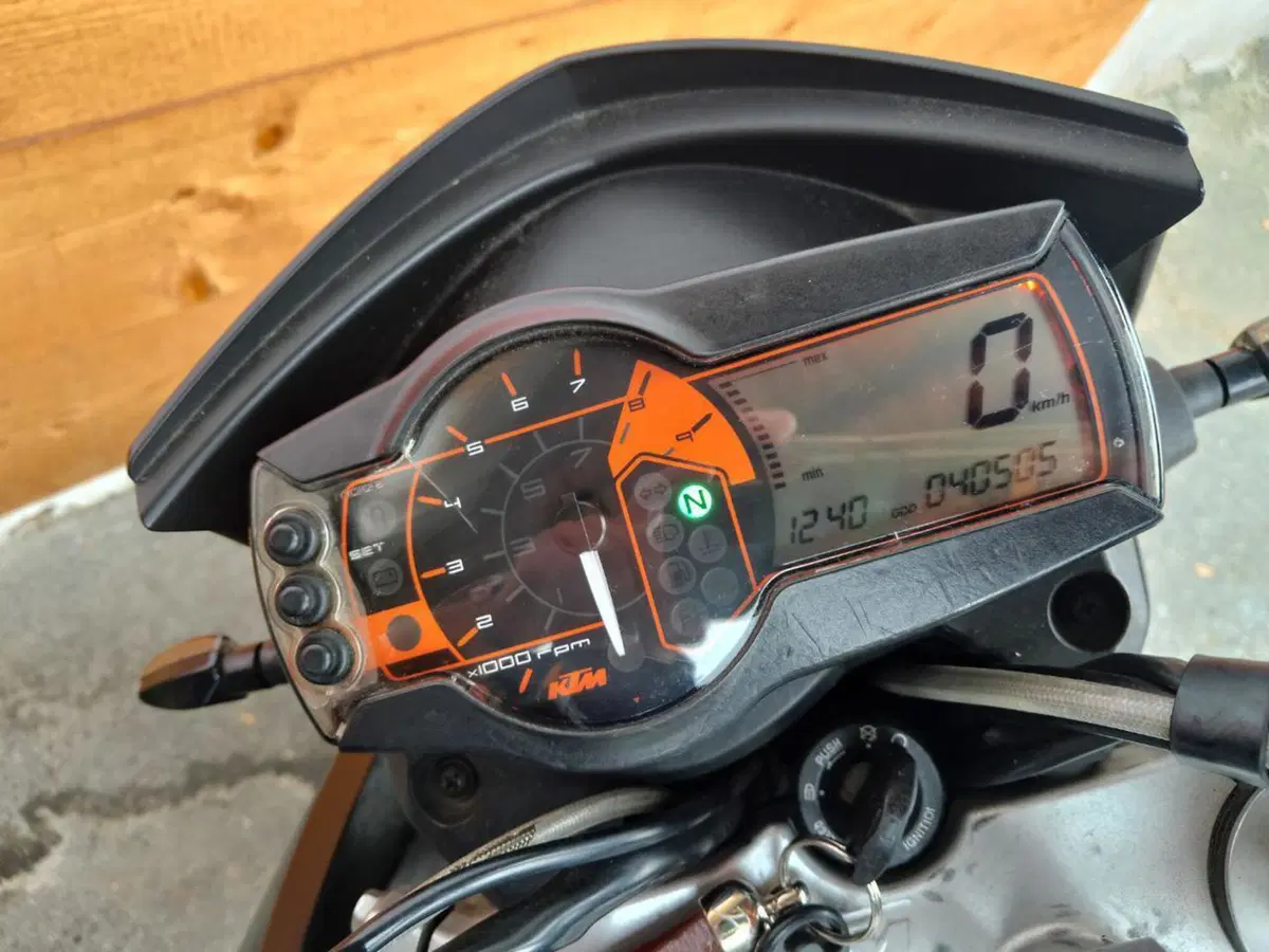 KTM 690 Supermoto (2007 - 12) (10)