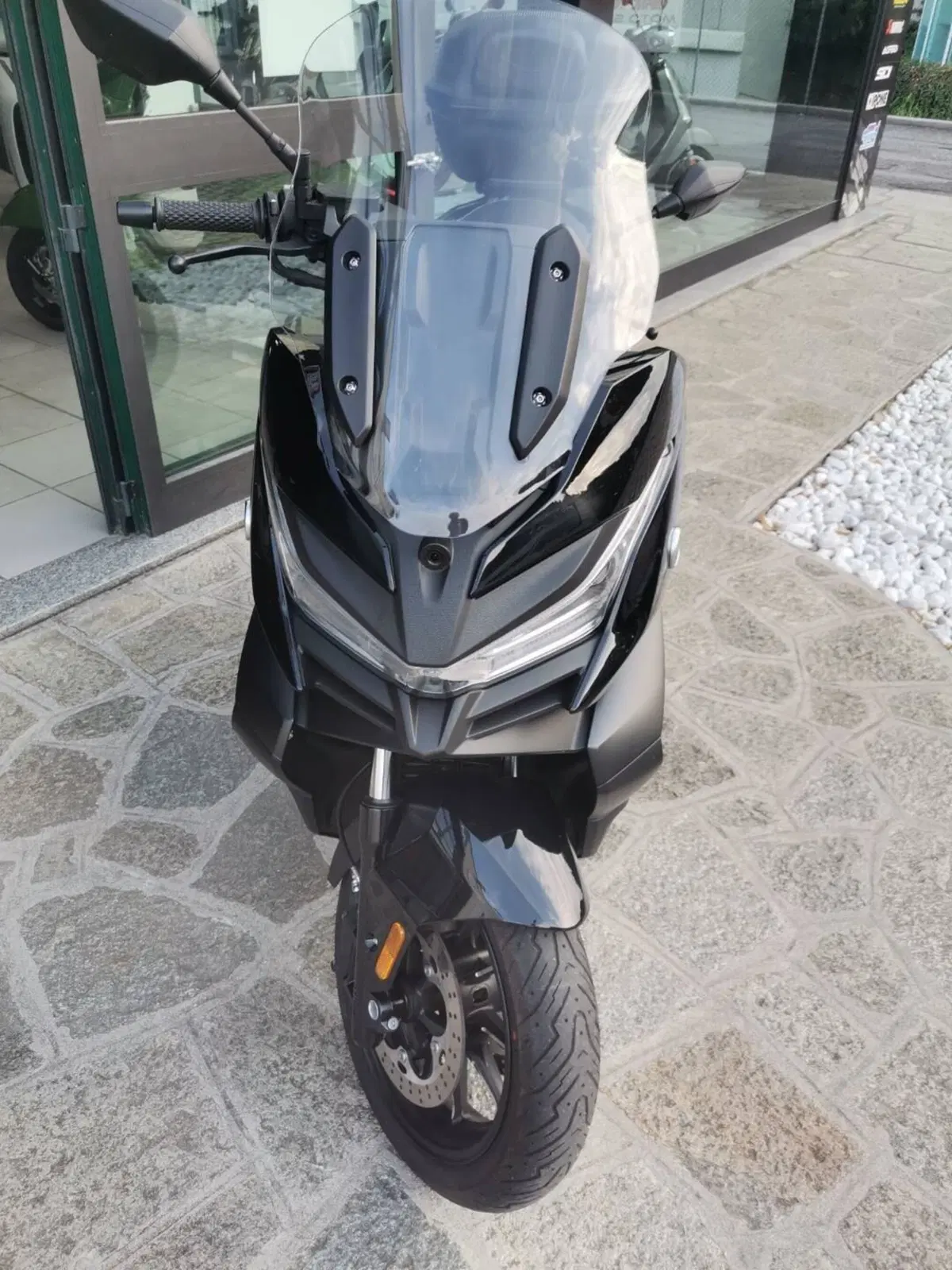 Voge Sfida SR4 (2022 - 24) (3)