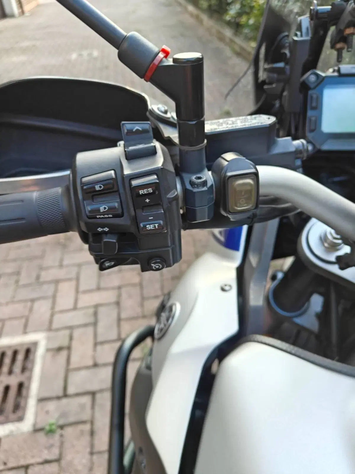 Yamaha XT1200Z Super Ténéré ABS (2015 - 16) (5)