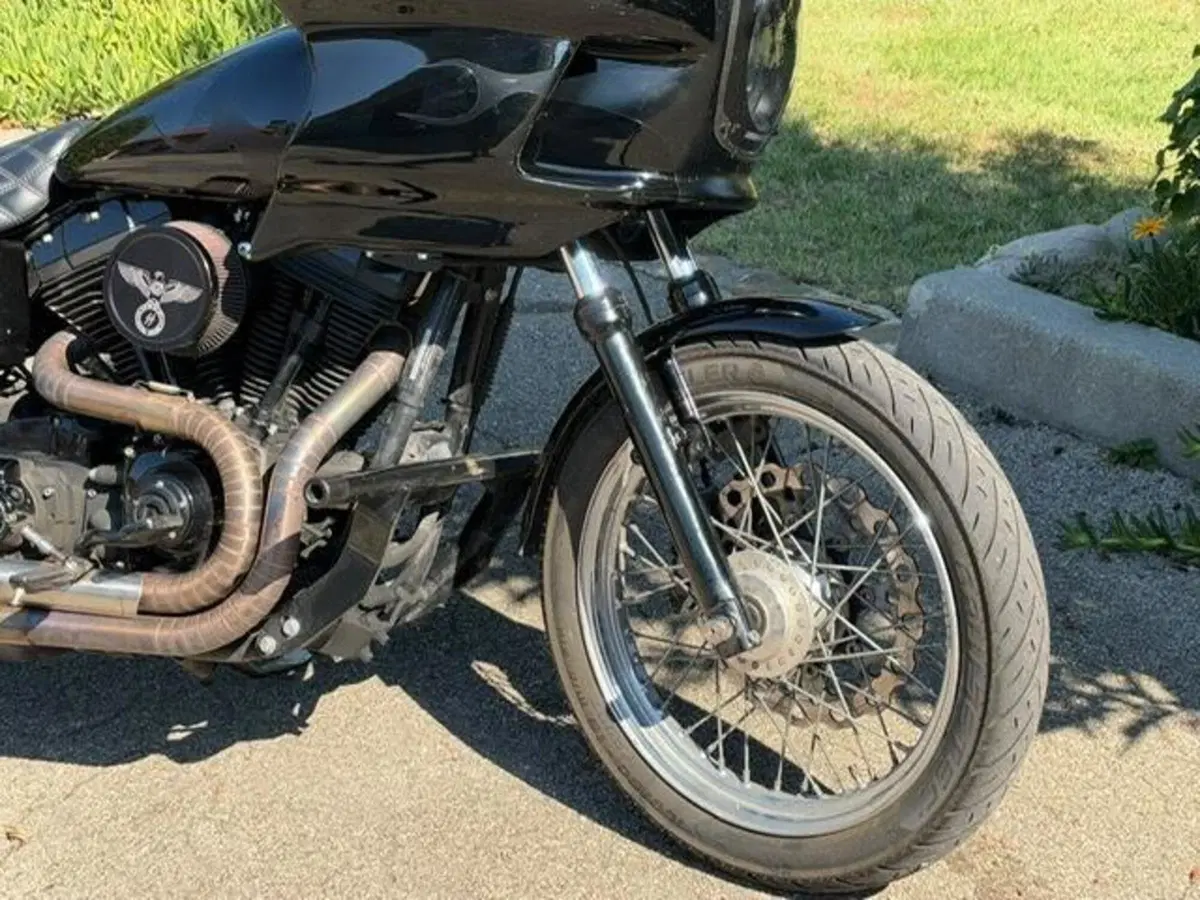 Harley-Davidson 1450 Super Glide (2003 - 04) - FXDI (12)