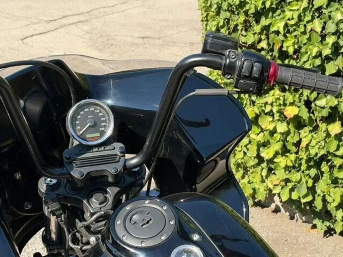 Harley-Davidson 1450 Super Glide (2003 - 04) - FXDI (18)