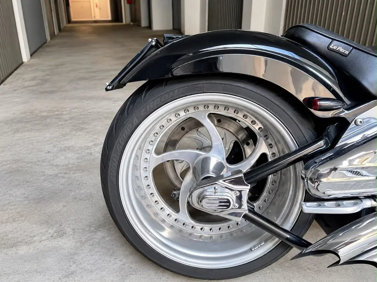 Harley-Davidson 1450 Standard (1999 - 01) - FXSTS (6)