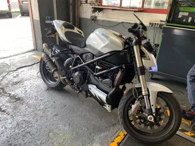 Ducati Streetfighter (2009 - 12) usata