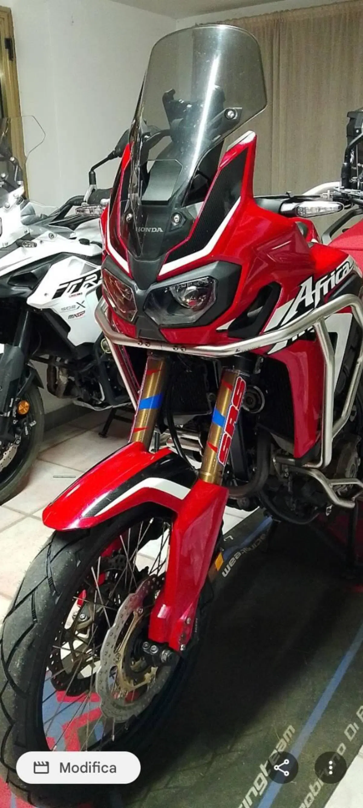 Honda Africa Twin CRF 1000L DCT (2018 - 19) (3)