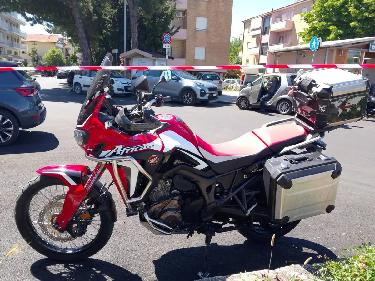 Honda Africa Twin CRF 1000L DCT (2018 - 19) (7)