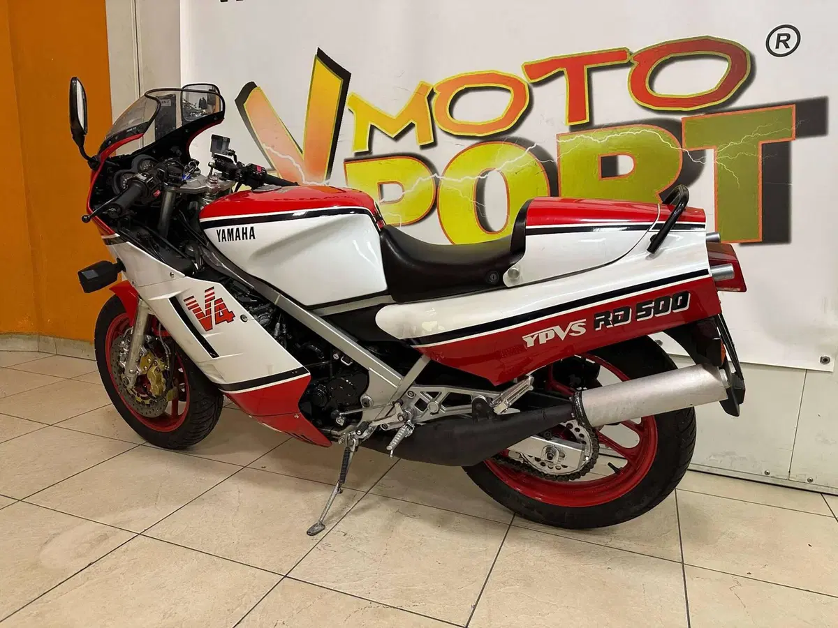 Yamaha RD 500 LC (6)