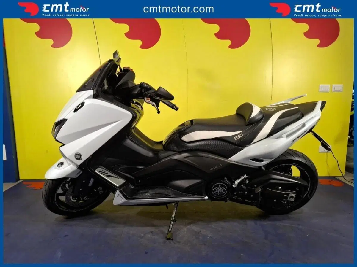 Yamaha T-Max 530 ABS (2015 - 17) (2)