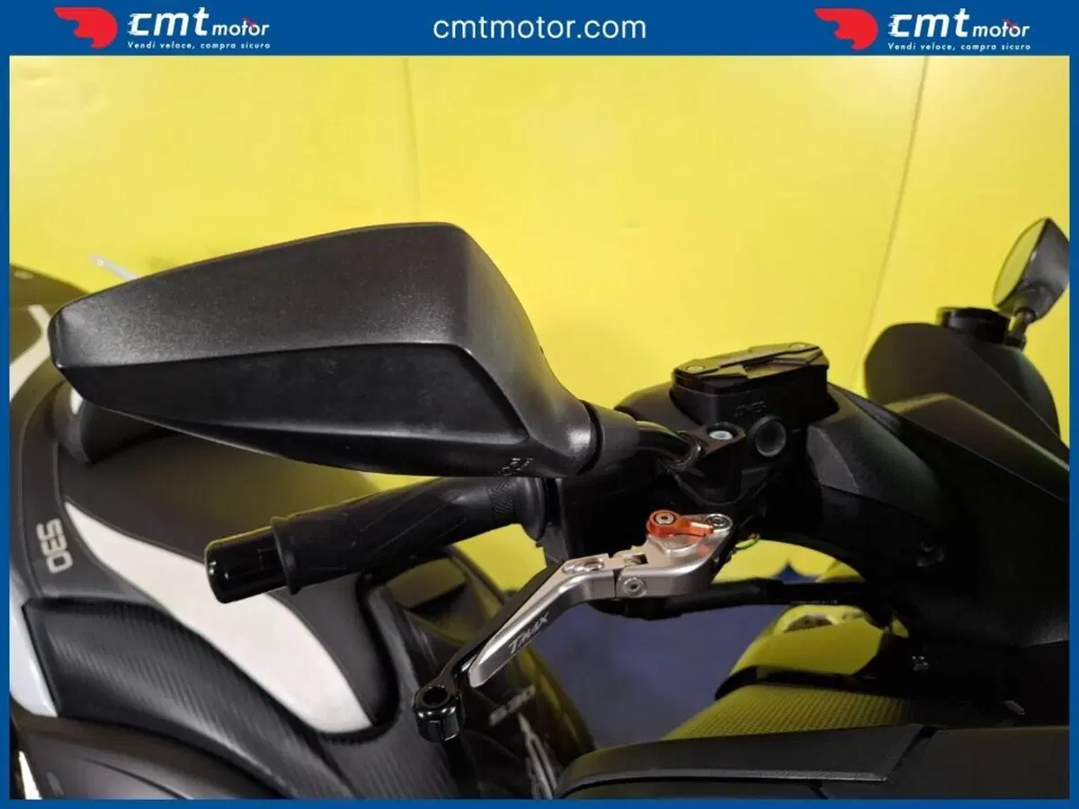 Yamaha T-Max 530 ABS (2015 - 17) (10)