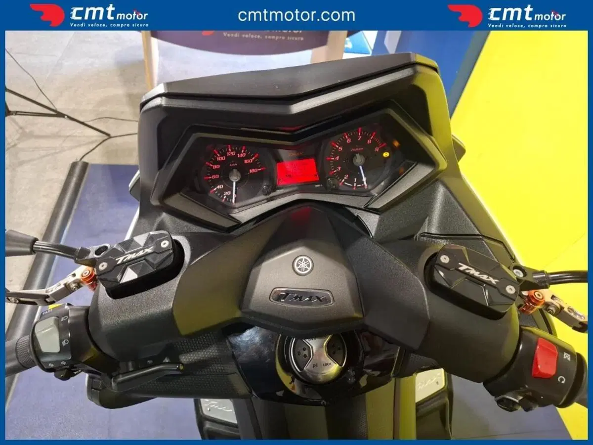 Yamaha T-Max 530 ABS (2015 - 17) (13)