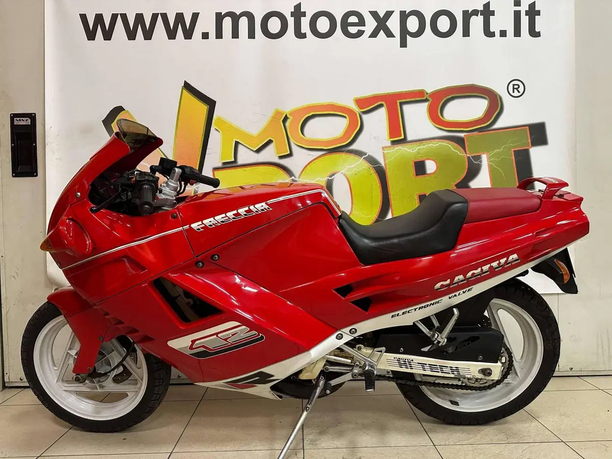Cagiva Freccia 125 C12 (4)