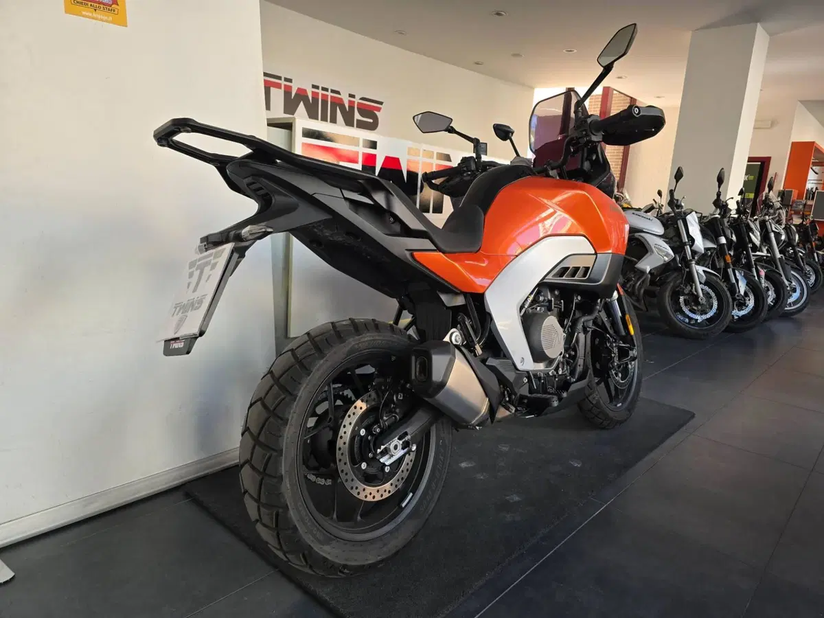Norton Atlas Apex (2026) (8)