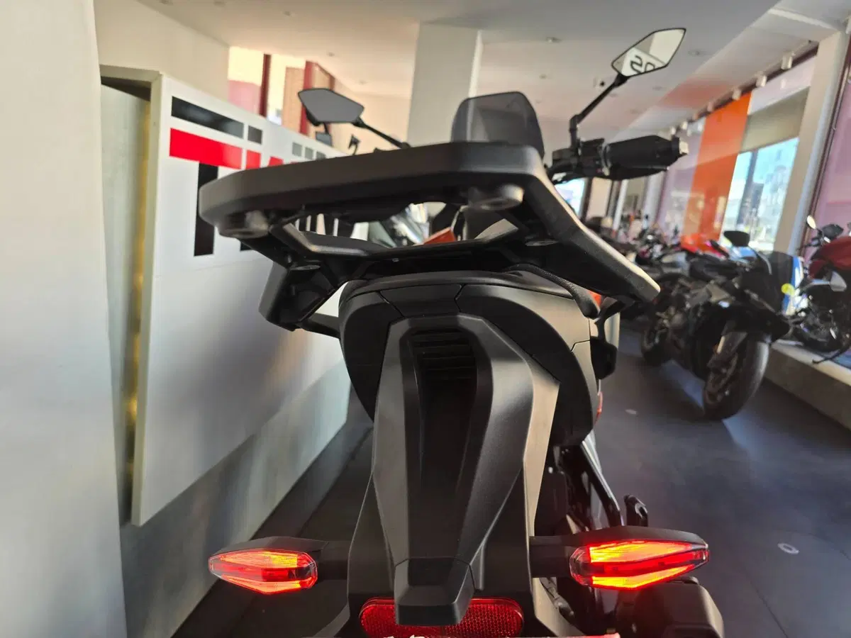 Norton Atlas Apex (2026) (10)