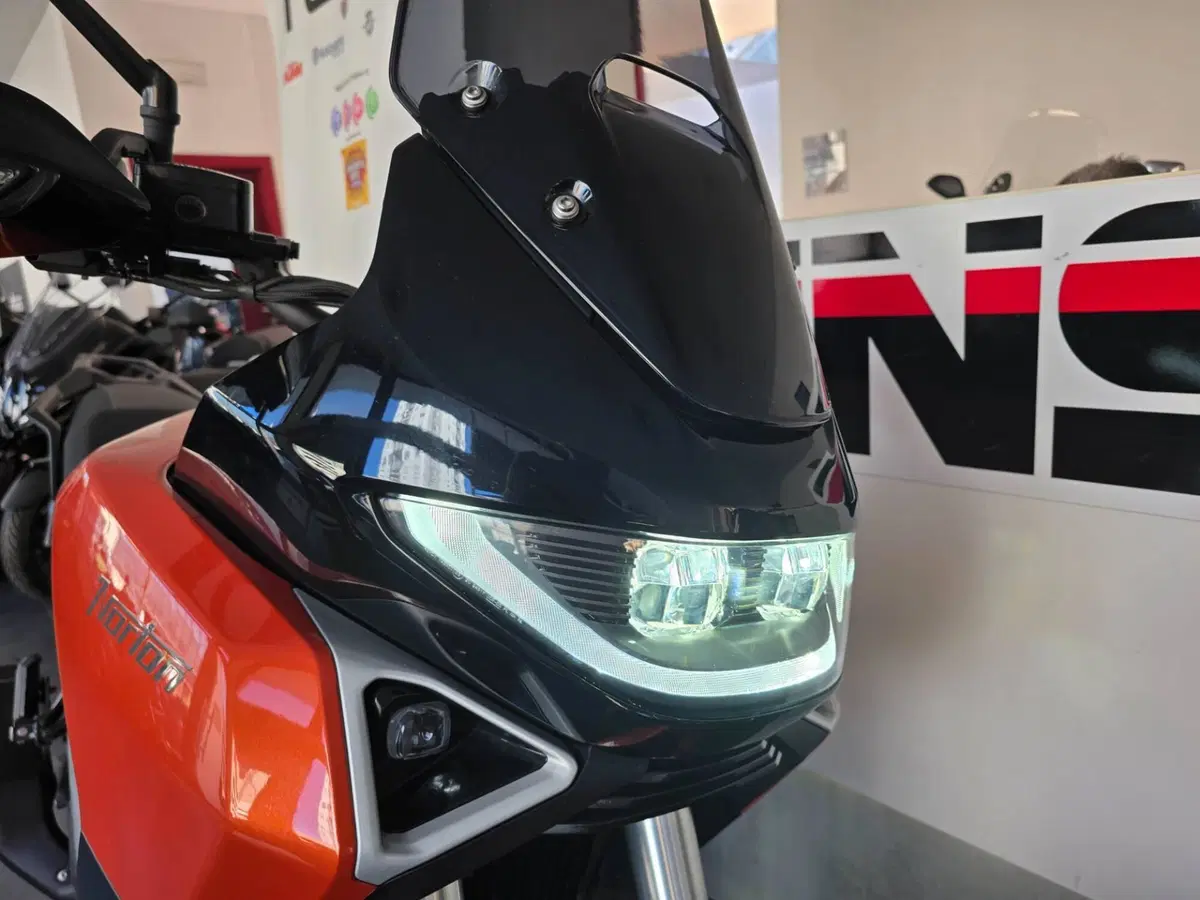 Norton Atlas Apex (2026) (12)
