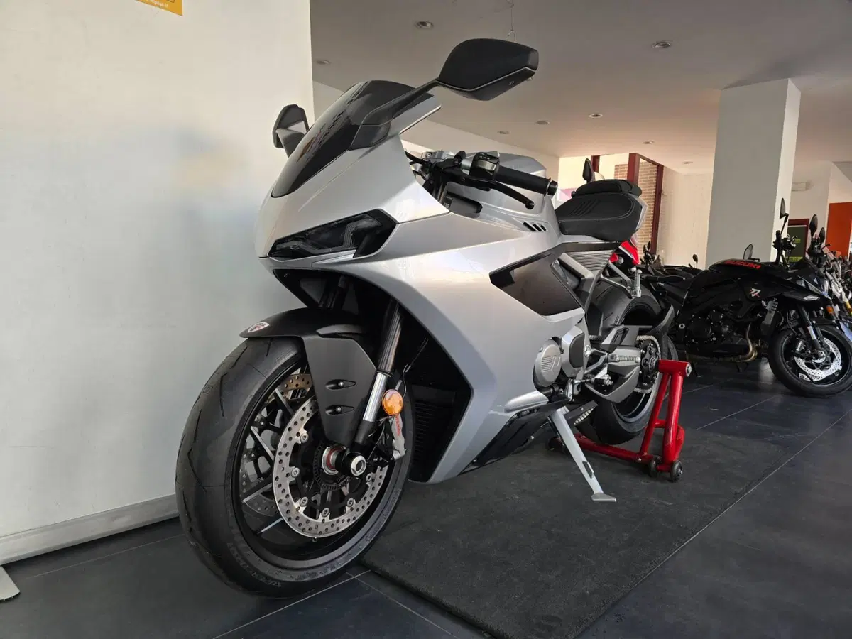 Norton Manx R (2026) (4)