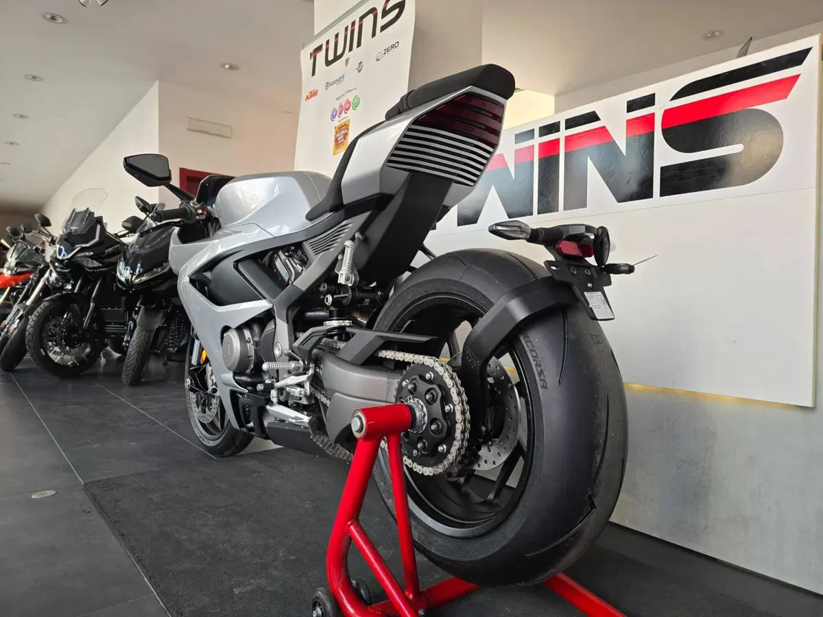 Norton Manx R (2026) (6)