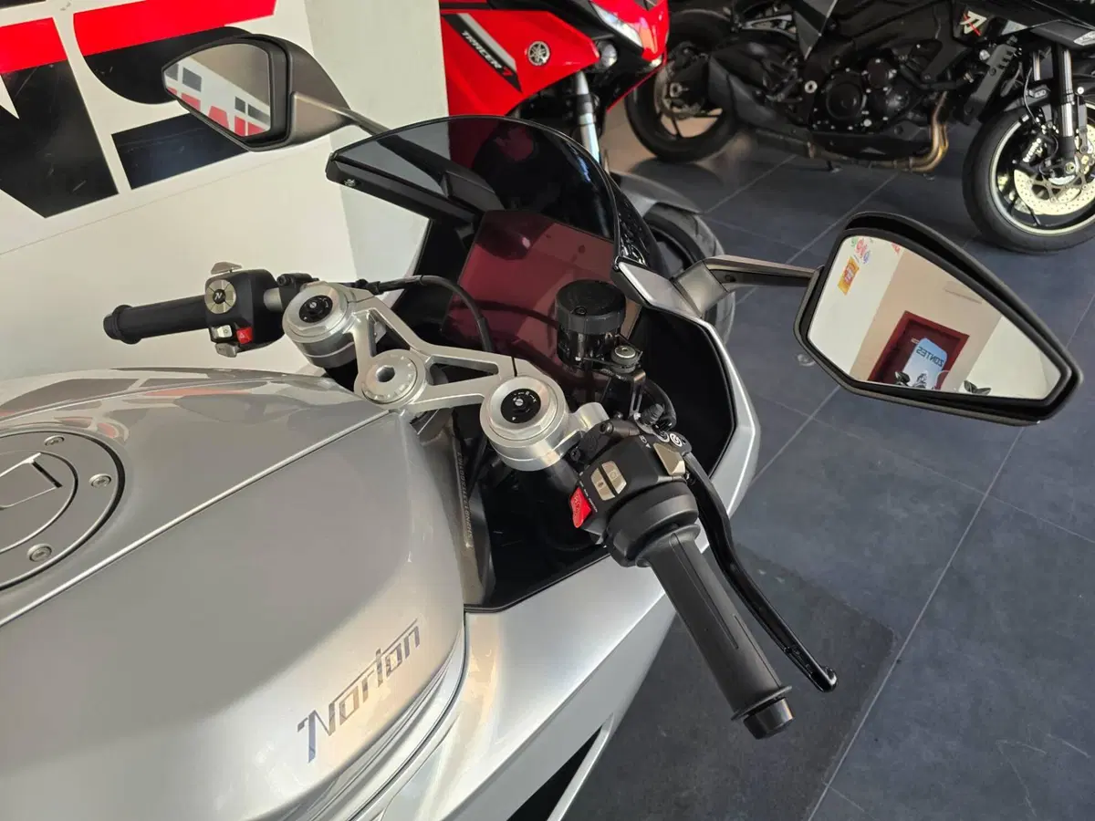 Norton Manx R (2026) (12)