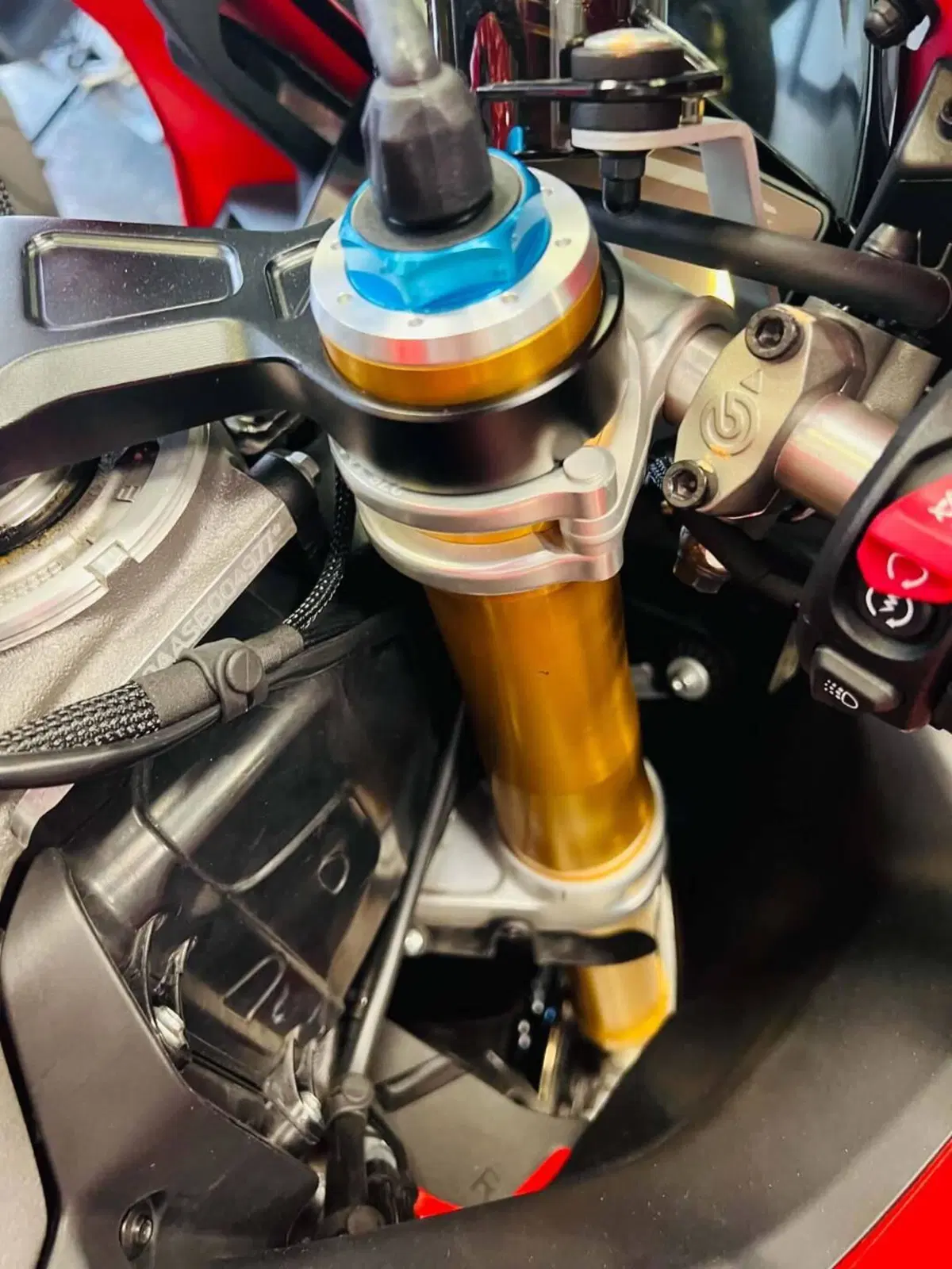Ducati Panigale V4 S (2025 - 26) (11)