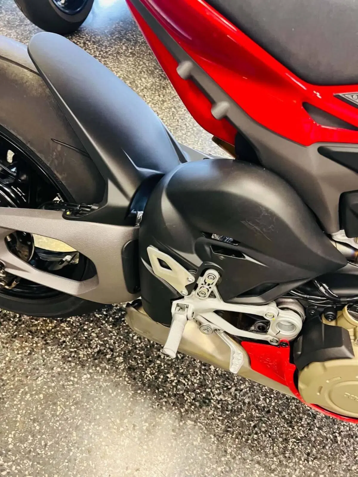 Ducati Panigale V4 S (2025 - 26) (15)
