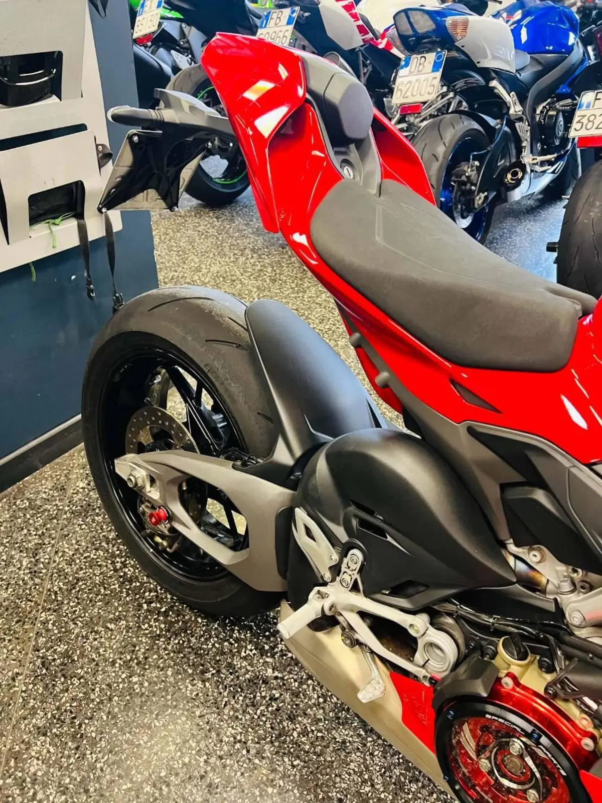 Ducati Panigale V4 (2025 - 26) (5)